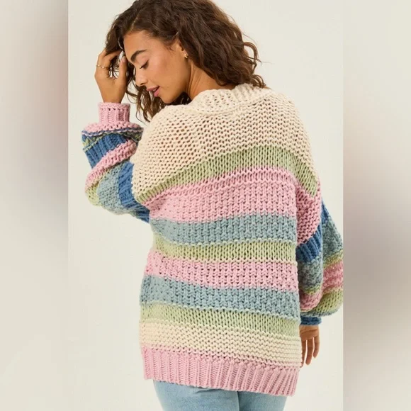 Stripped chunky oversized sweater - Picture 4 of 8